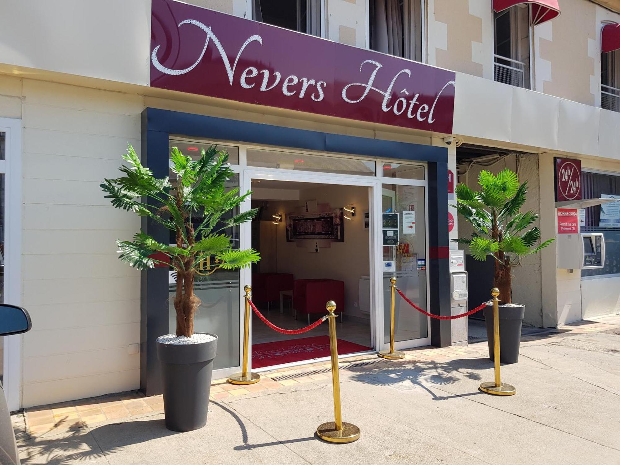Nevers Hotel Zewnętrze zdjęcie