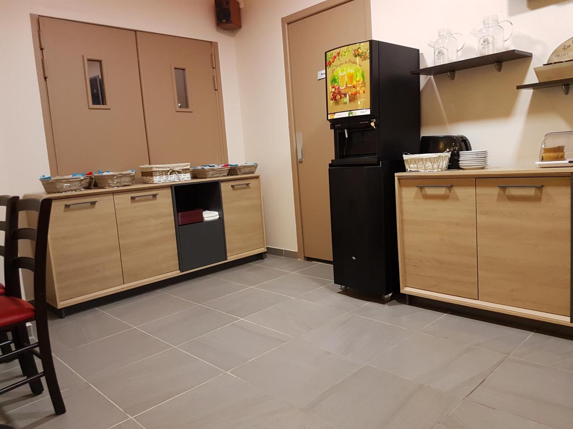 Nevers Hotel Zewnętrze zdjęcie