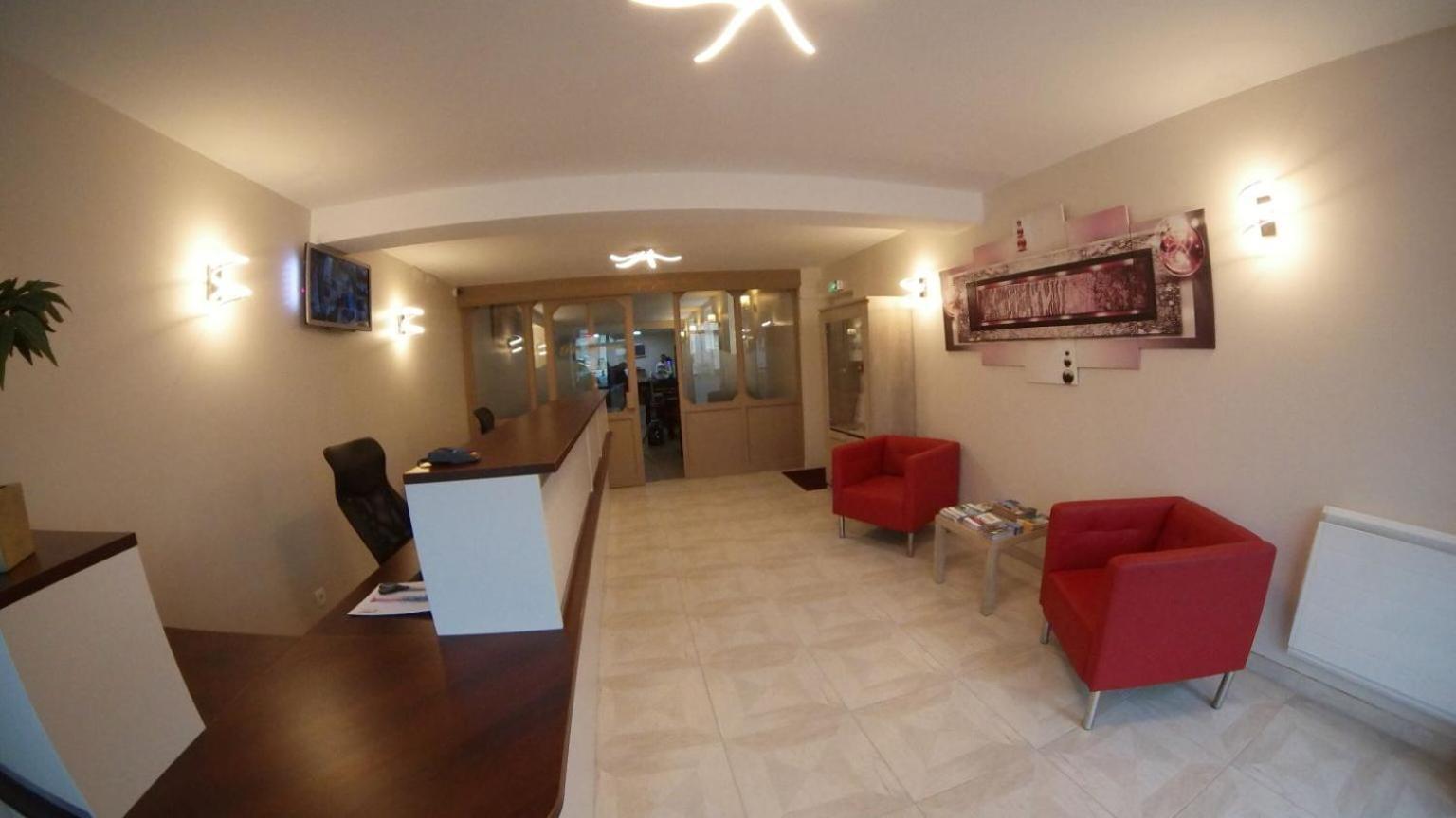 Nevers Hotel Zewnętrze zdjęcie