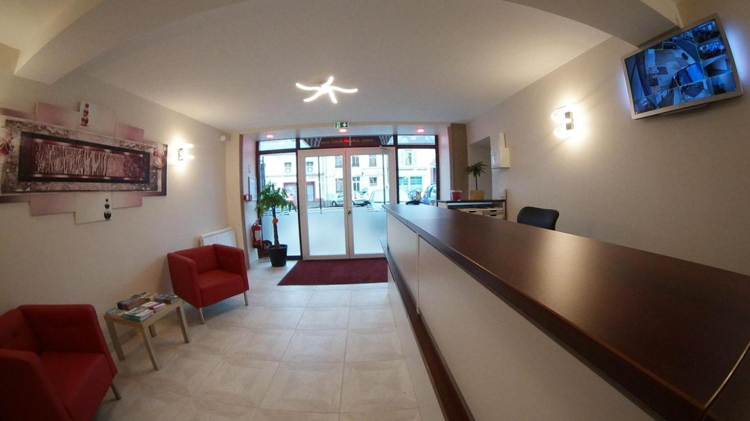Nevers Hotel Zewnętrze zdjęcie