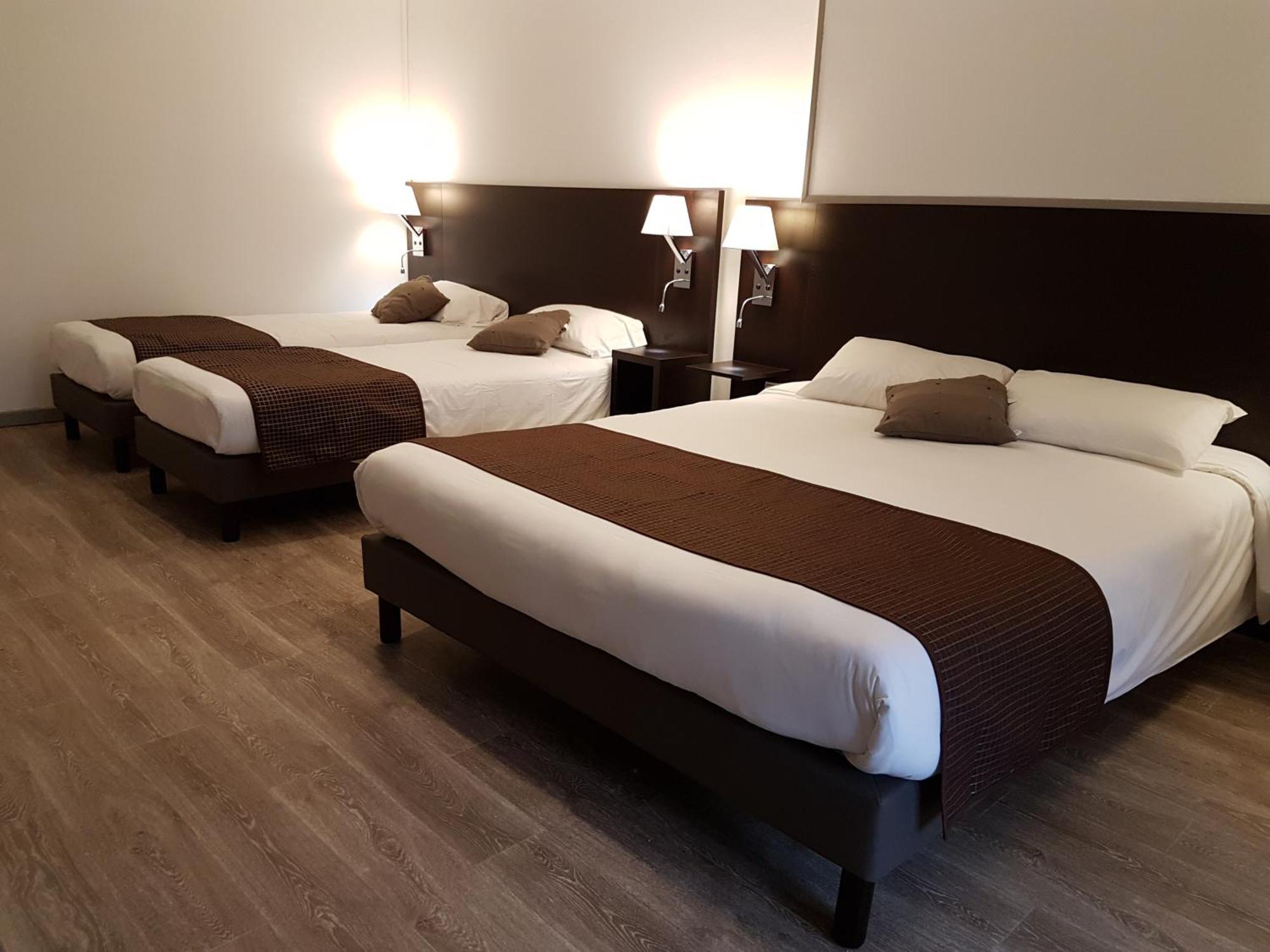 Nevers Hotel Zewnętrze zdjęcie