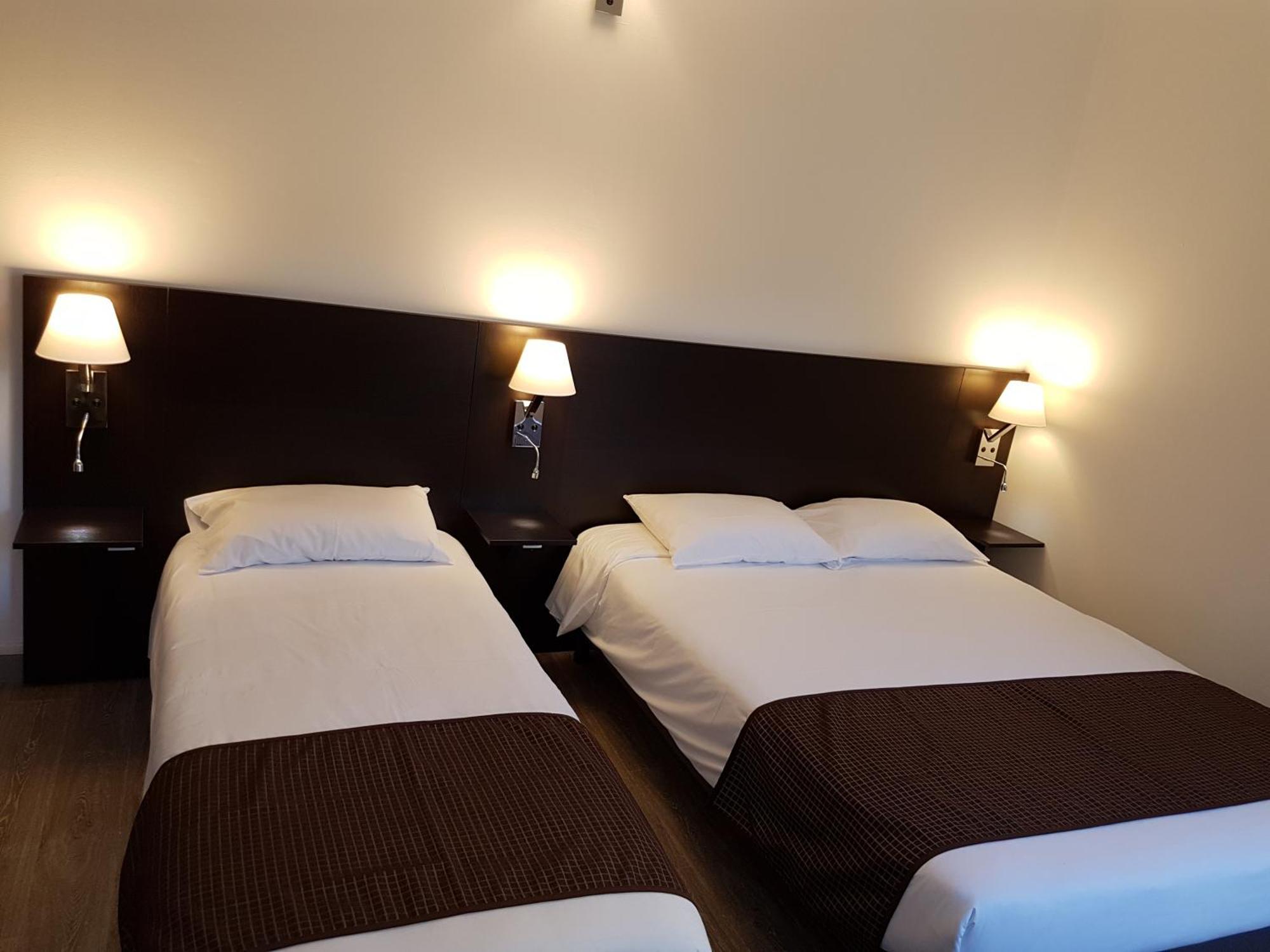 Nevers Hotel Zewnętrze zdjęcie
