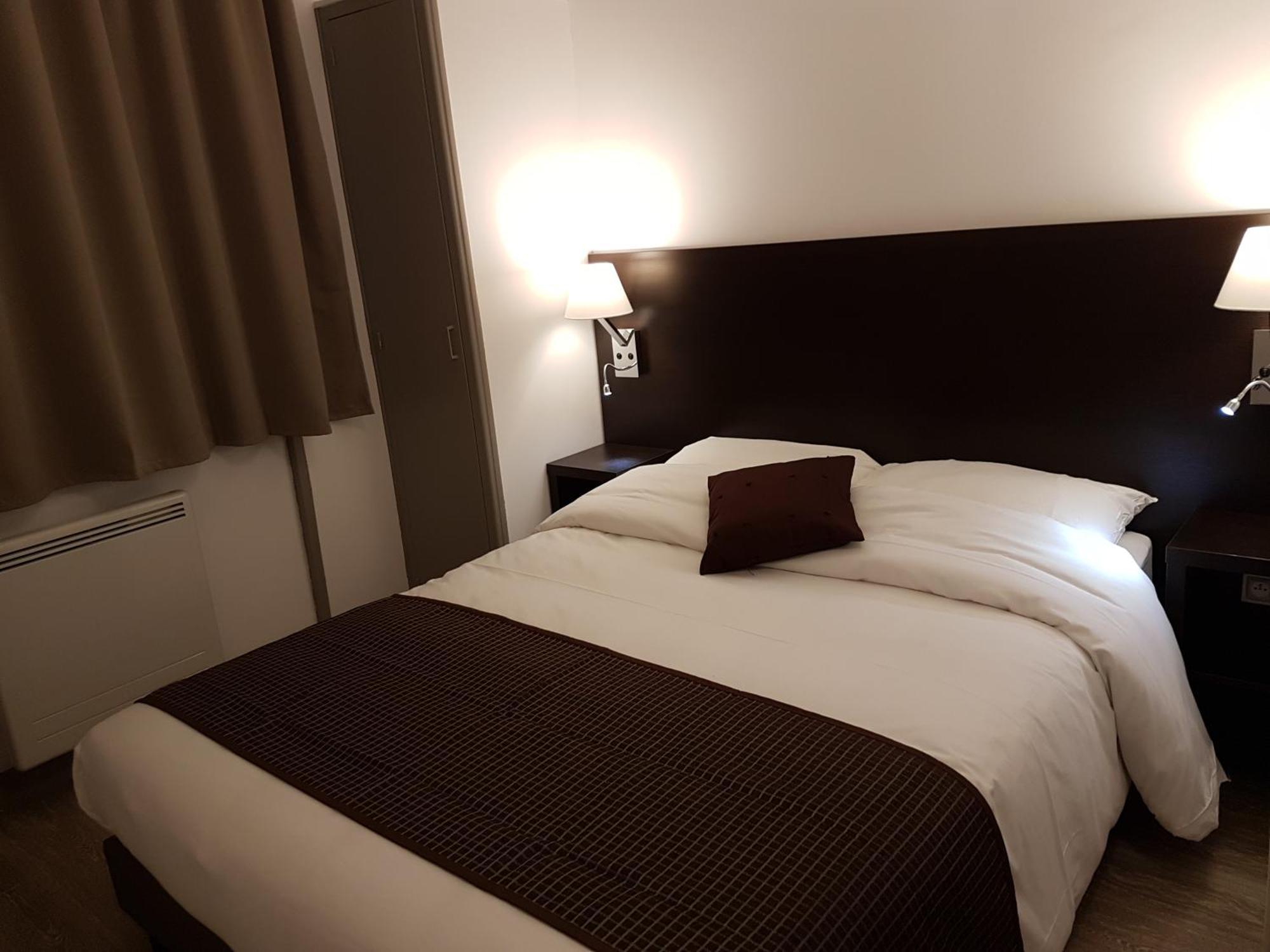 Nevers Hotel Zewnętrze zdjęcie